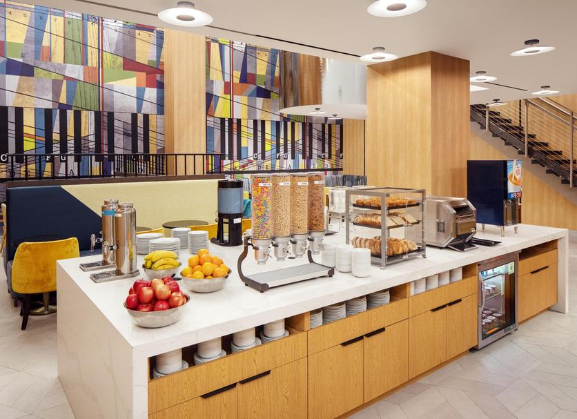 Buffet Photo